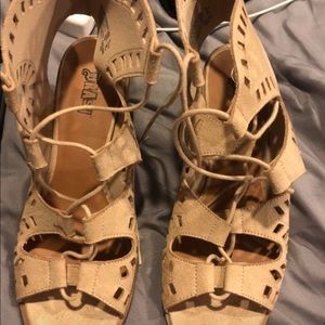 Women’s Heel Sandals